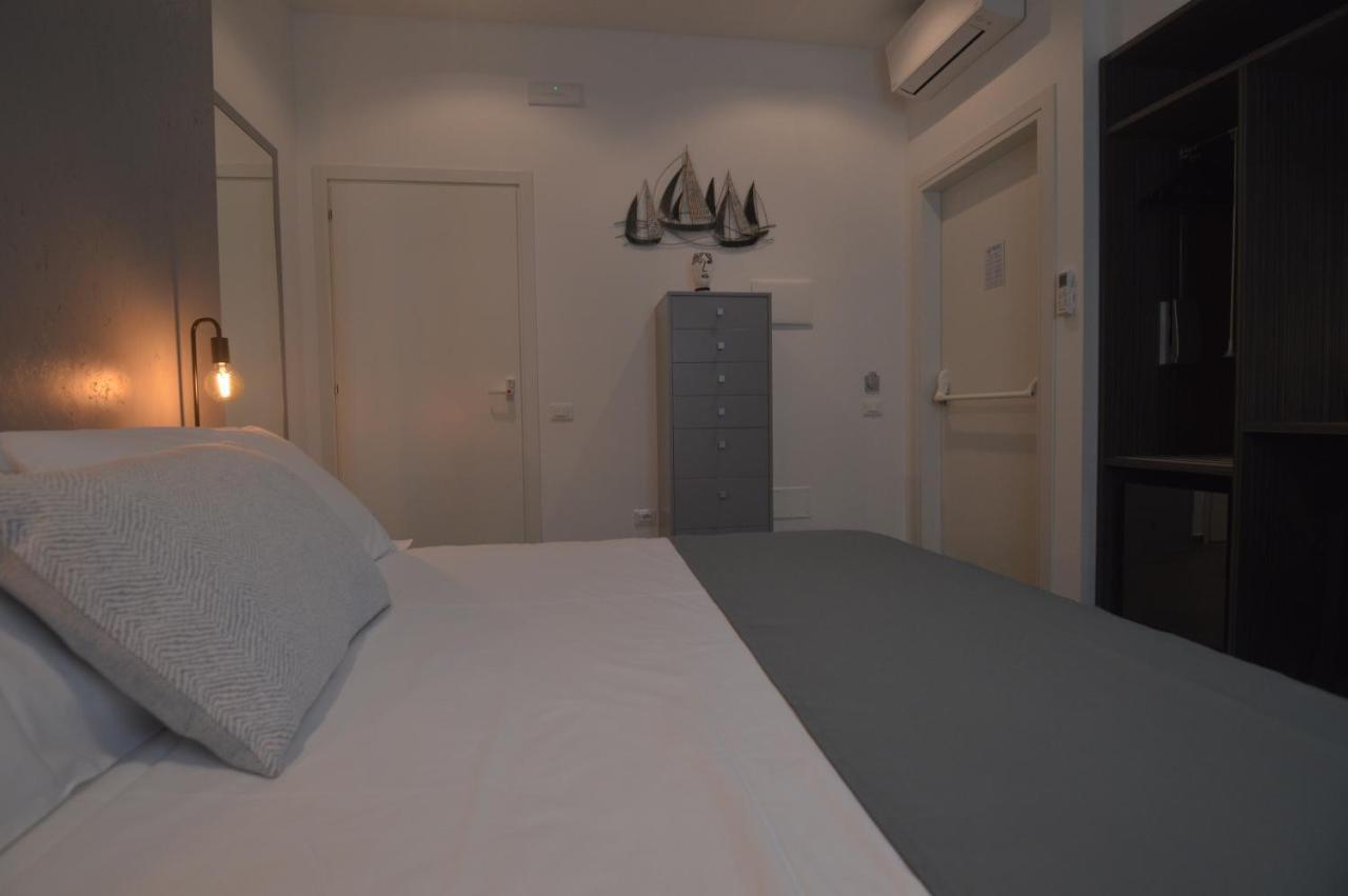 Bed And Breakfast Villa Tota 카탄차로 외부 사진
