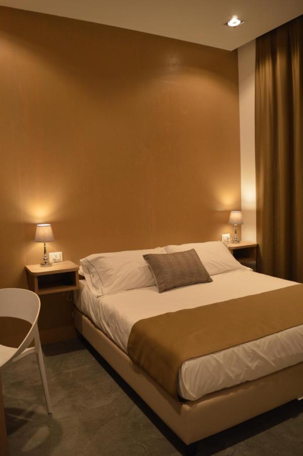 Bed And Breakfast Villa Tota 카탄차로 외부 사진